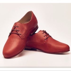 Nisolo Handcrafted Oliver Oxford Scarlet Burnt Orange Lace Up Leather